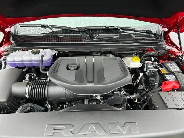 2025 RAM Ram 1500 RAM 1500 LARAMIE CREW CAB 4X4 5'7' BOX